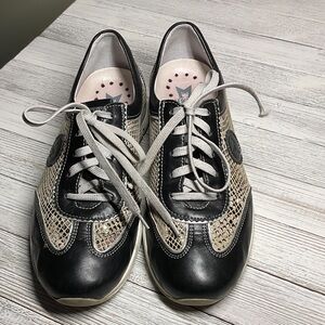 Mephisto Runoff Yael Air-Jet Black Snakeprint Bowling Lace Up Shoe size 6.5